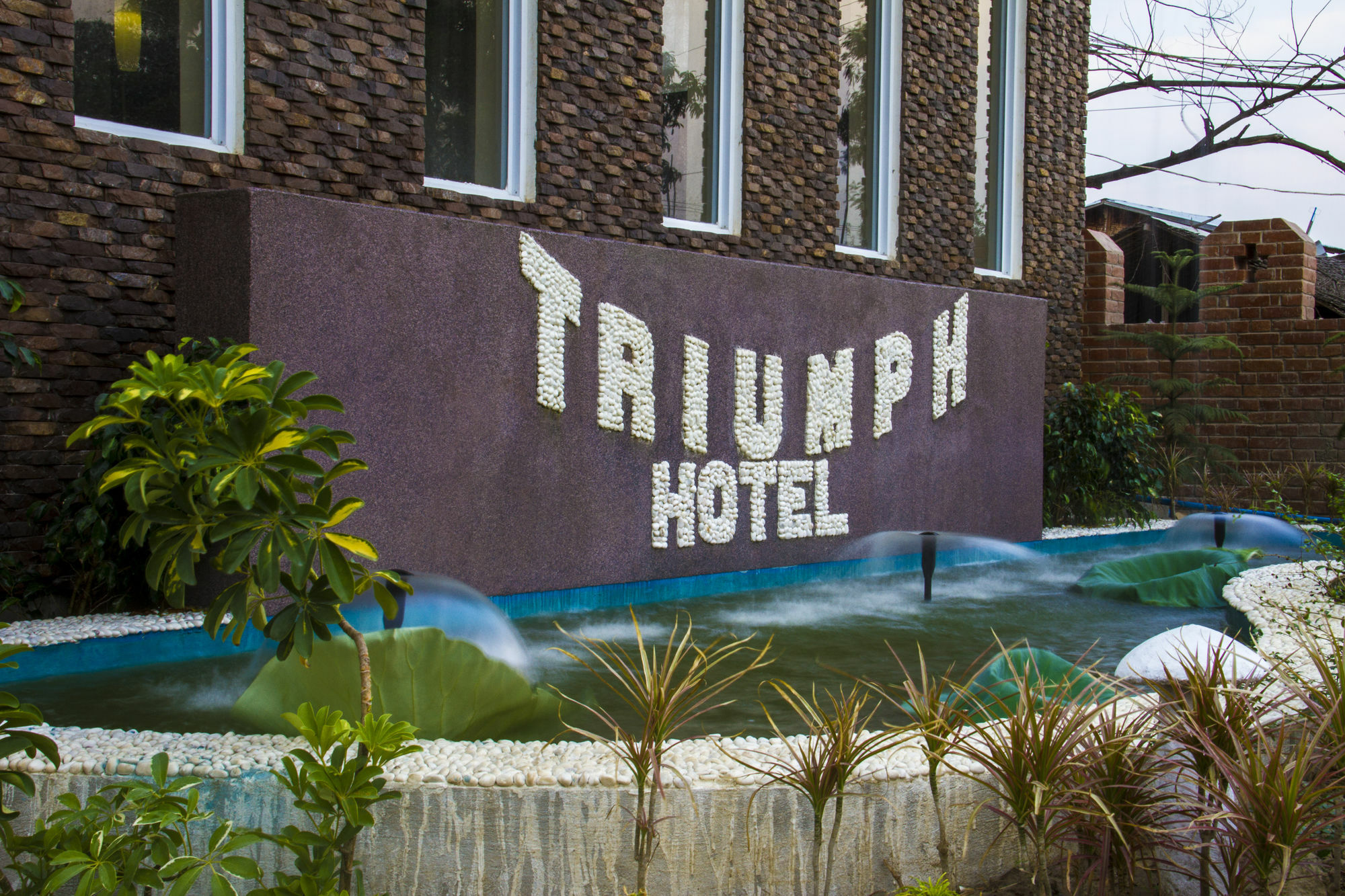 Triumph Hotel Mandalay Buitenkant foto